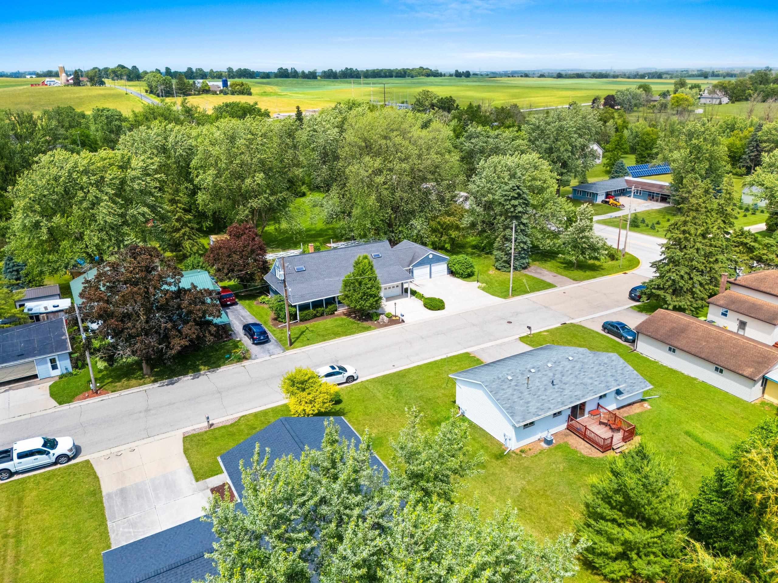 Chilton, Wisconsin 53014, United States, 4 Bedrooms Bedrooms, ,3 BathroomsBathrooms,Residential,Active,157665