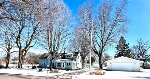 Photo of 224 N MADISON Street, COLOMA, WI 54930 (MLS # 50321740)