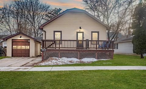 Photo of 987 KELLOGG Street, GREEN BAY, WI 54303 (MLS # 50321909)