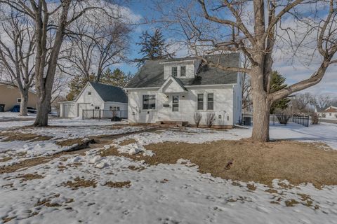 Photo of 351 E SCOTT Street, OMRO, WI 54963 (MLS # 50321040)