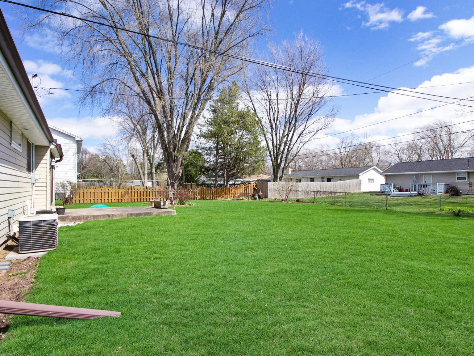 Green Bay, Wisconsin 54311, United States, 4 Bedrooms Bedrooms, ,2 BathroomsBathrooms,Residential,Pending,122064