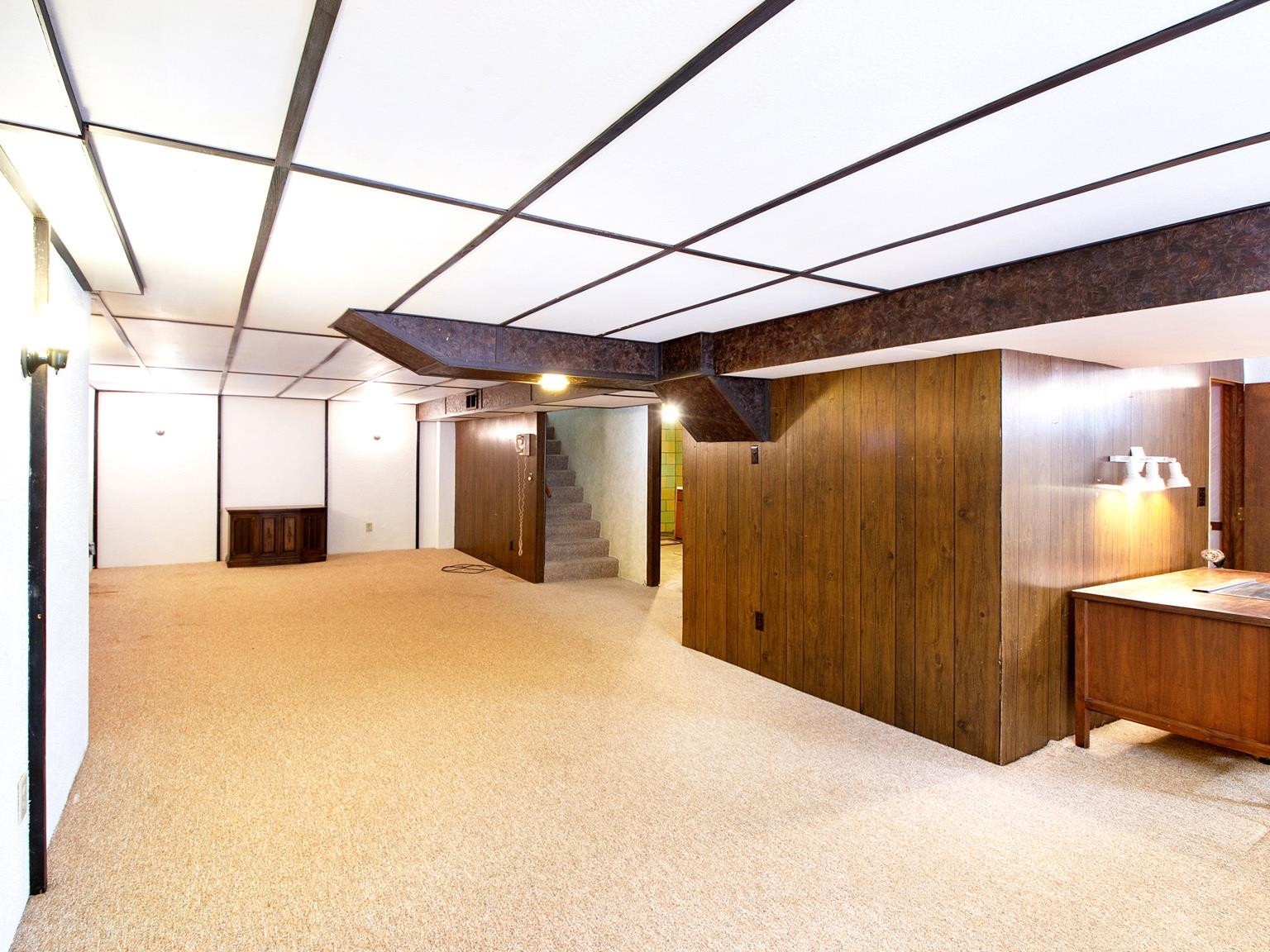 Green Bay, Wisconsin 54311, United States, 4 Bedrooms Bedrooms, ,2 BathroomsBathrooms,Residential,Pending,122064