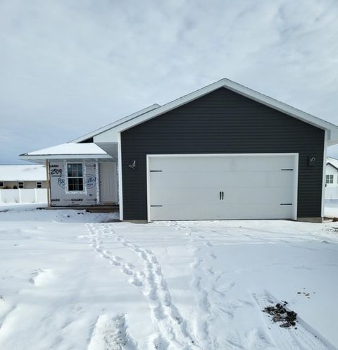 Photo of 2509 LAWRENCE Drive, DE PERE, WI 54115 (MLS # 50319974)