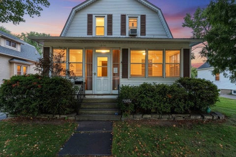 Photo of 1331 PORLIER Street, GREEN BAY, WI 54301 (MLS # 50332641)