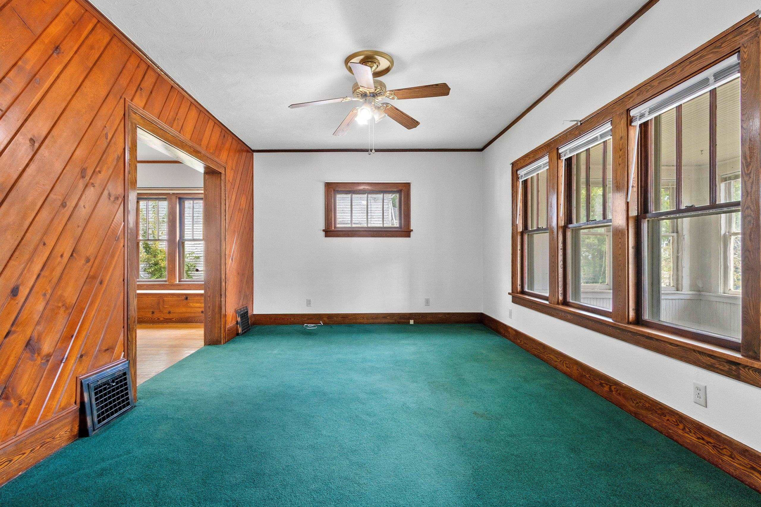 Shawano, Wisconsin 54166, United States, 3 Bedrooms Bedrooms, ,2 BathroomsBathrooms,Residential,Active,198249