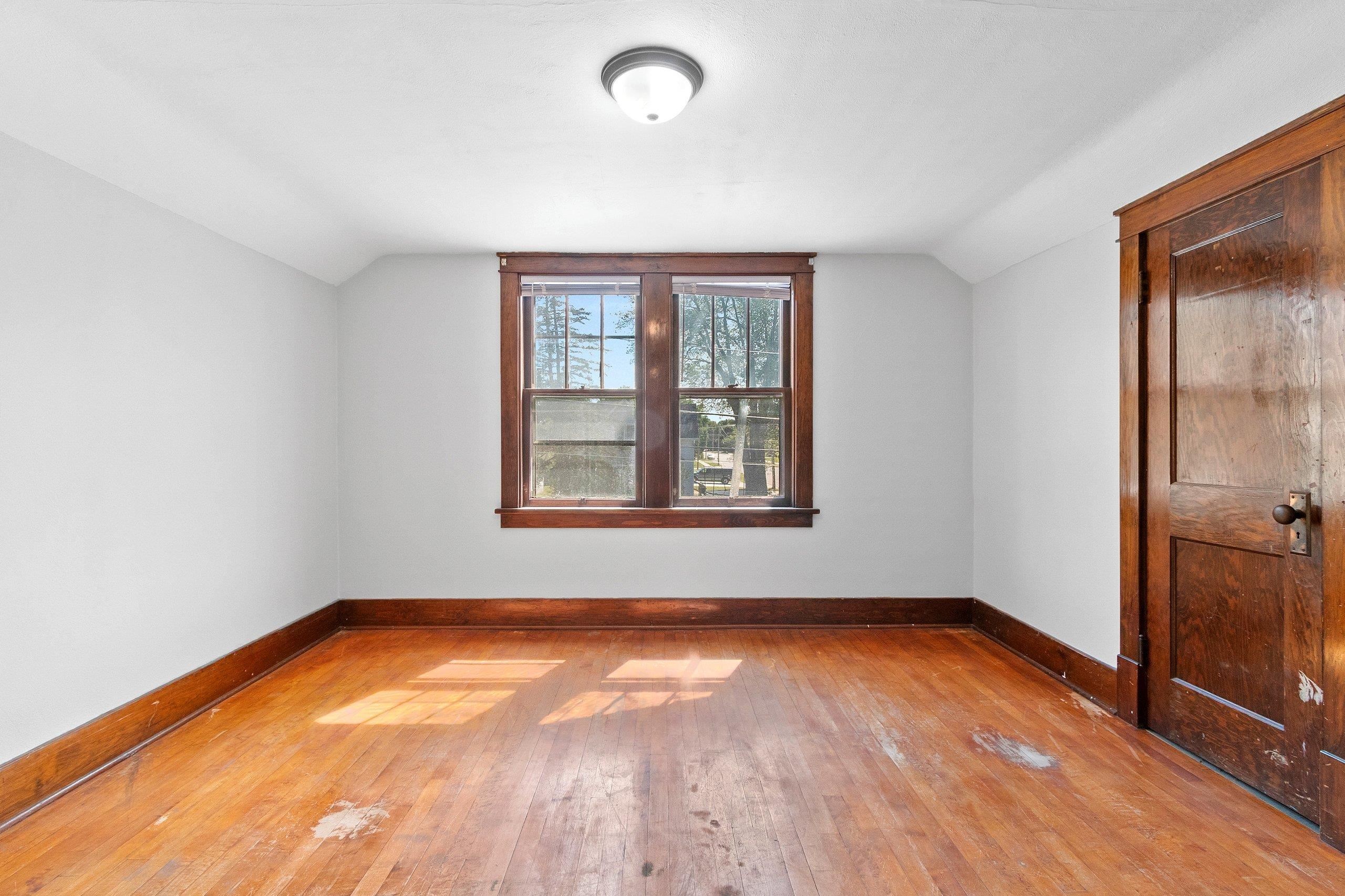 Shawano, Wisconsin 54166, United States, 3 Bedrooms Bedrooms, ,2 BathroomsBathrooms,Residential,Active,198249