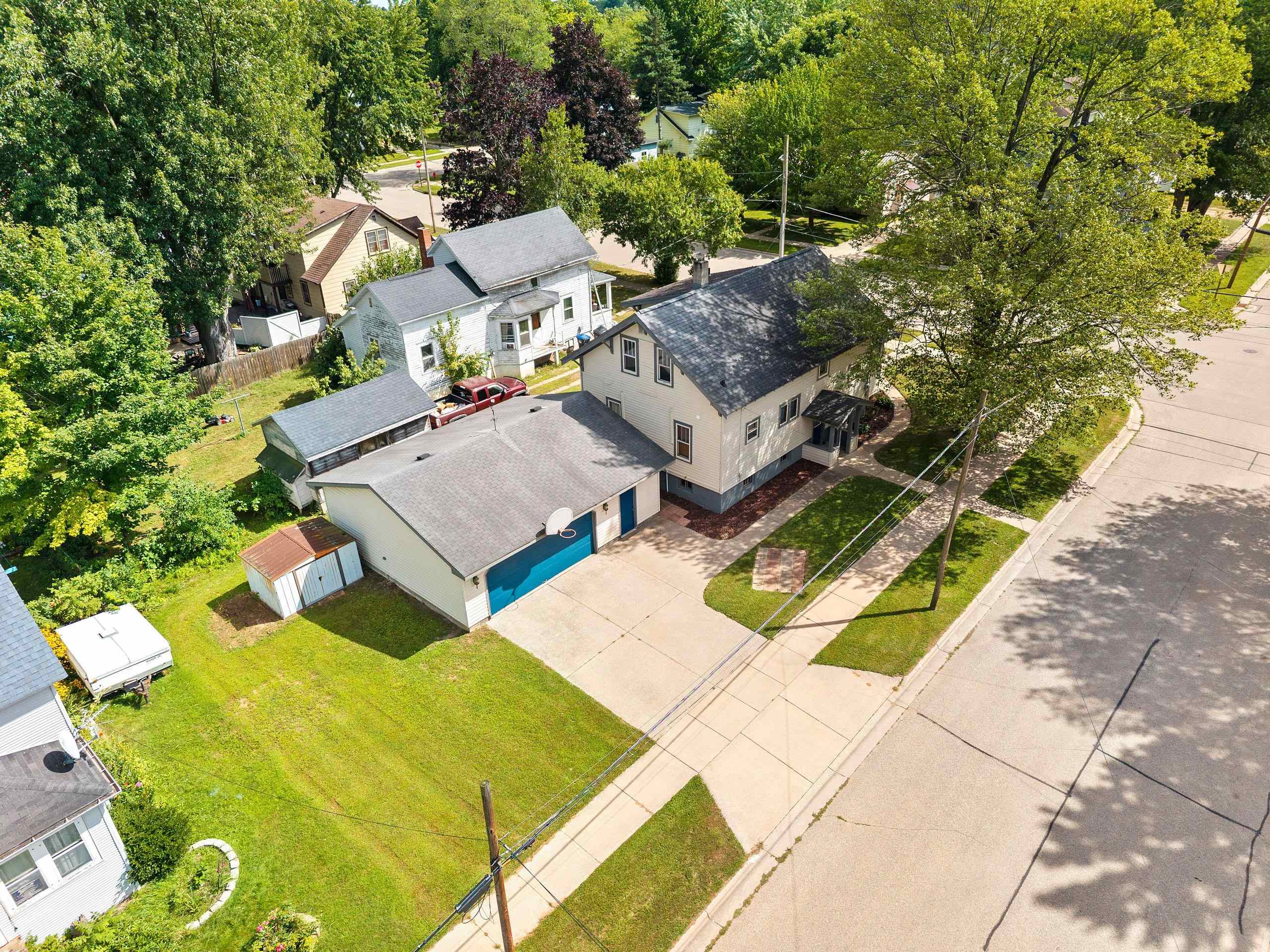 Shawano, Wisconsin 54166, United States, 3 Bedrooms Bedrooms, ,2 BathroomsBathrooms,Residential,Active,198249