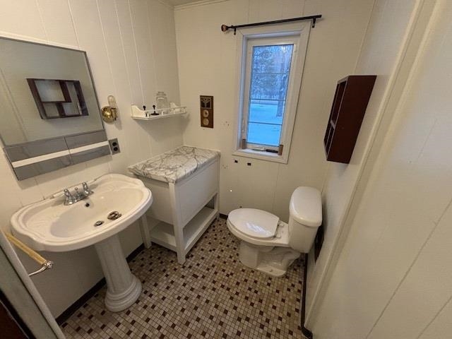 Park Falls, Wisconsin 54552, United States, 4 Bedrooms Bedrooms, ,2 BathroomsBathrooms,Residential,Active,25045