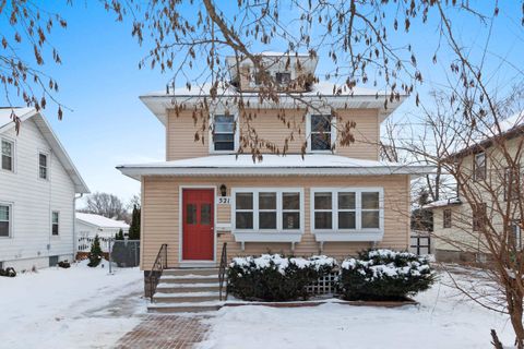 Photo of 521 S CLAY Street, GREEN BAY, WI 54301 (MLS # 50319012)