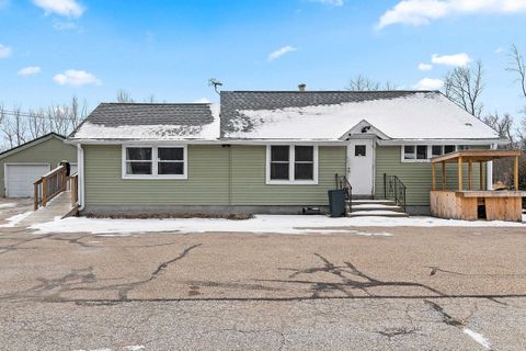 Photo of 2372 DORAN Street, OCONTO, WI 54153 (MLS # 50320554)