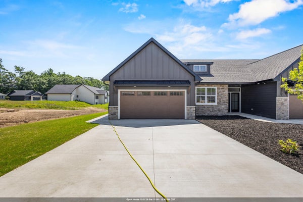 3365 SHAWANO AVE, GREEN BAY, WI 54313 - Image d3aa64a00b5d9b9dc5baeab4c5ce3bb0/1918315882