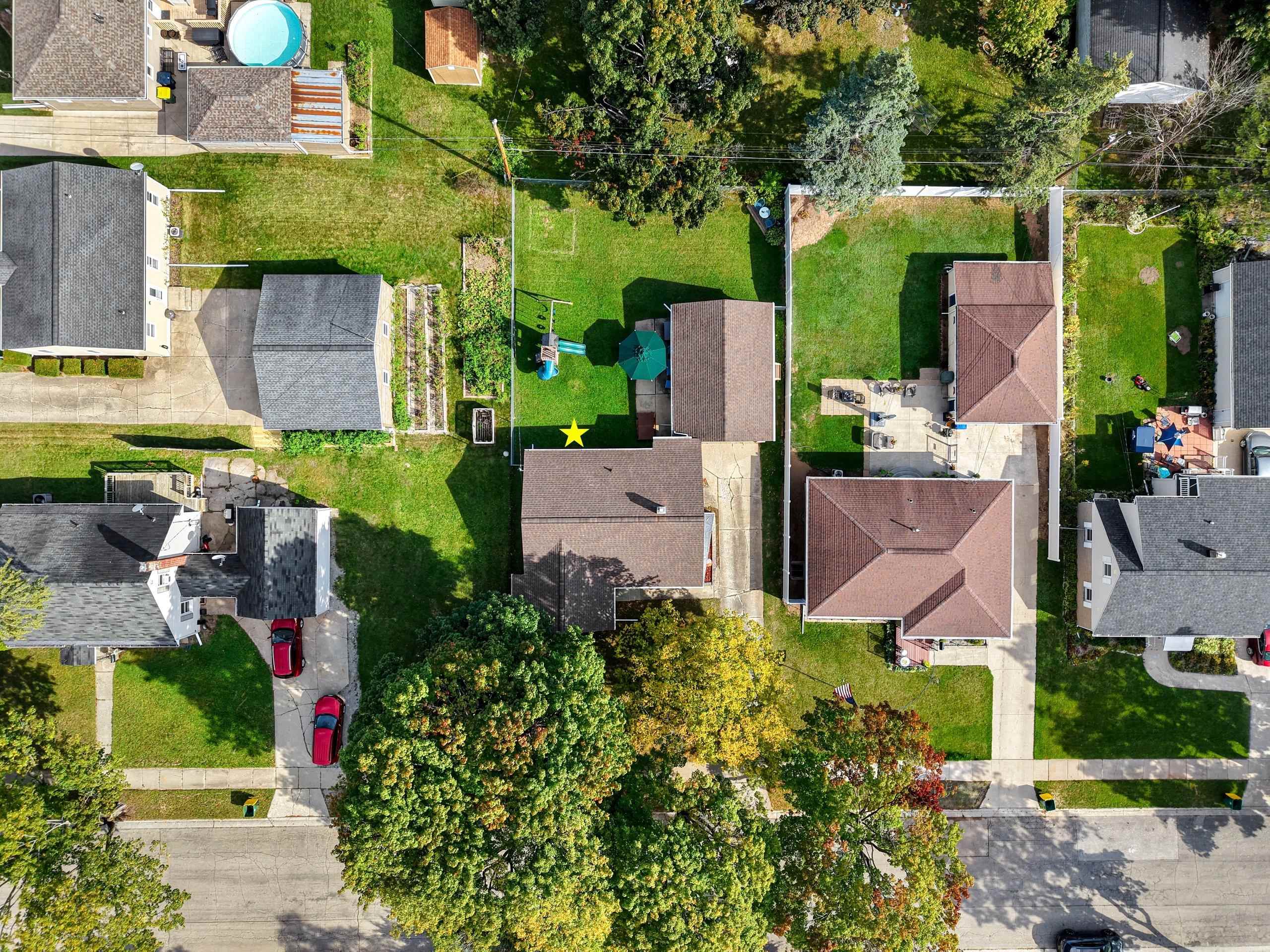 Green Bay, Wisconsin 54304, United States, 3 Bedrooms Bedrooms, ,2 BathroomsBathrooms,Residential,Active,232520