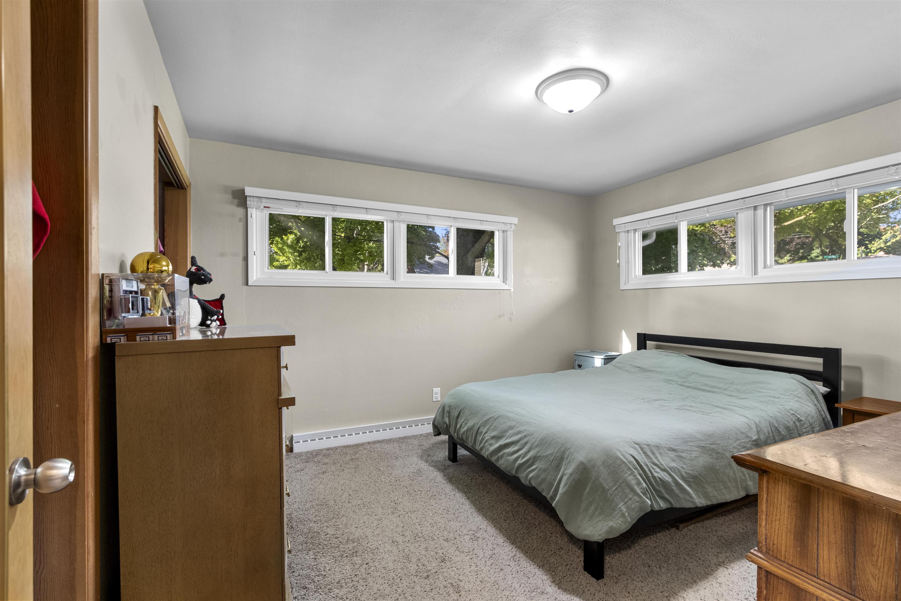 Green Bay, Wisconsin 54304, United States, 3 Bedrooms Bedrooms, ,2 BathroomsBathrooms,Residential,Active,232520