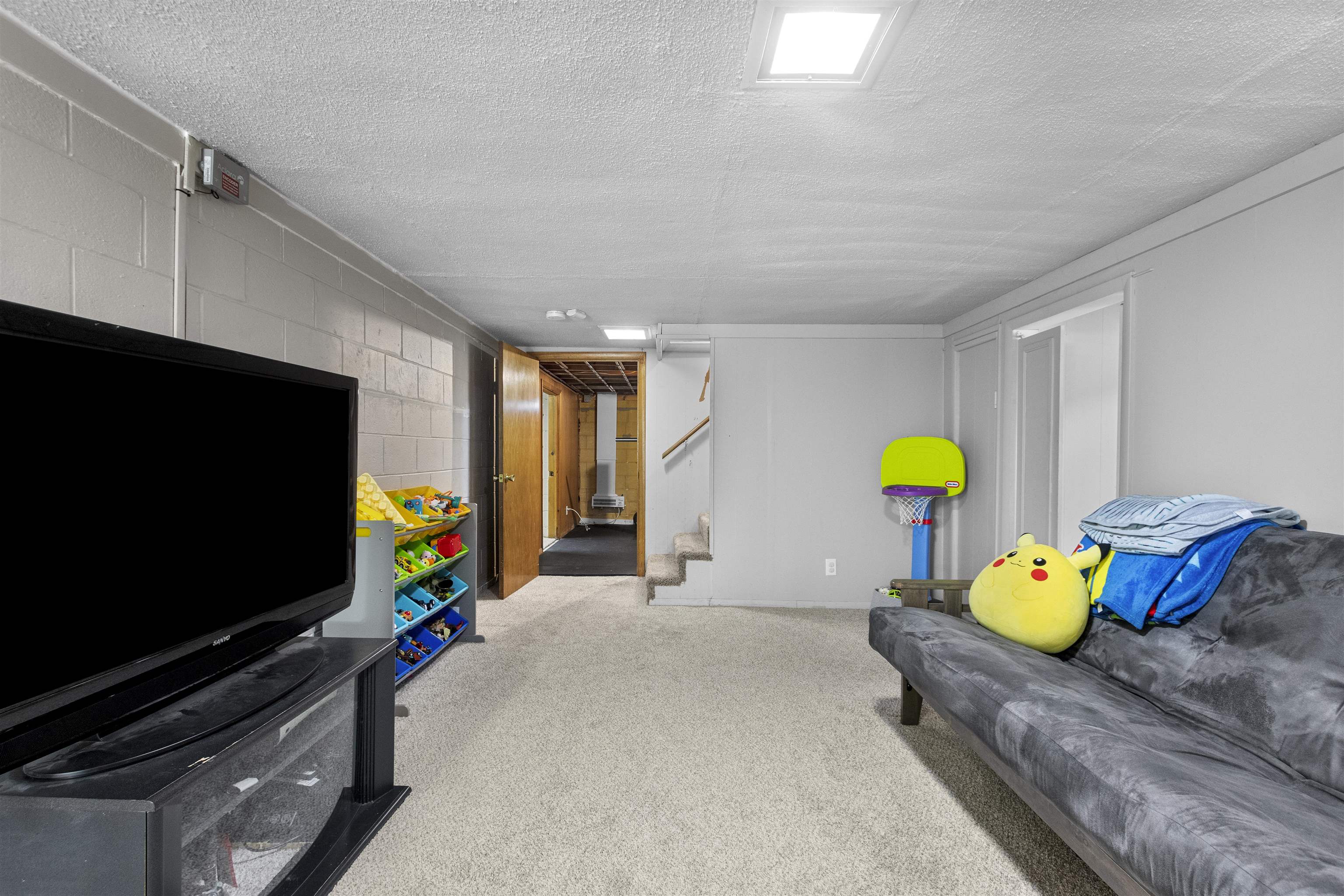 Green Bay, Wisconsin 54304, United States, 3 Bedrooms Bedrooms, ,2 BathroomsBathrooms,Residential,Active,232520