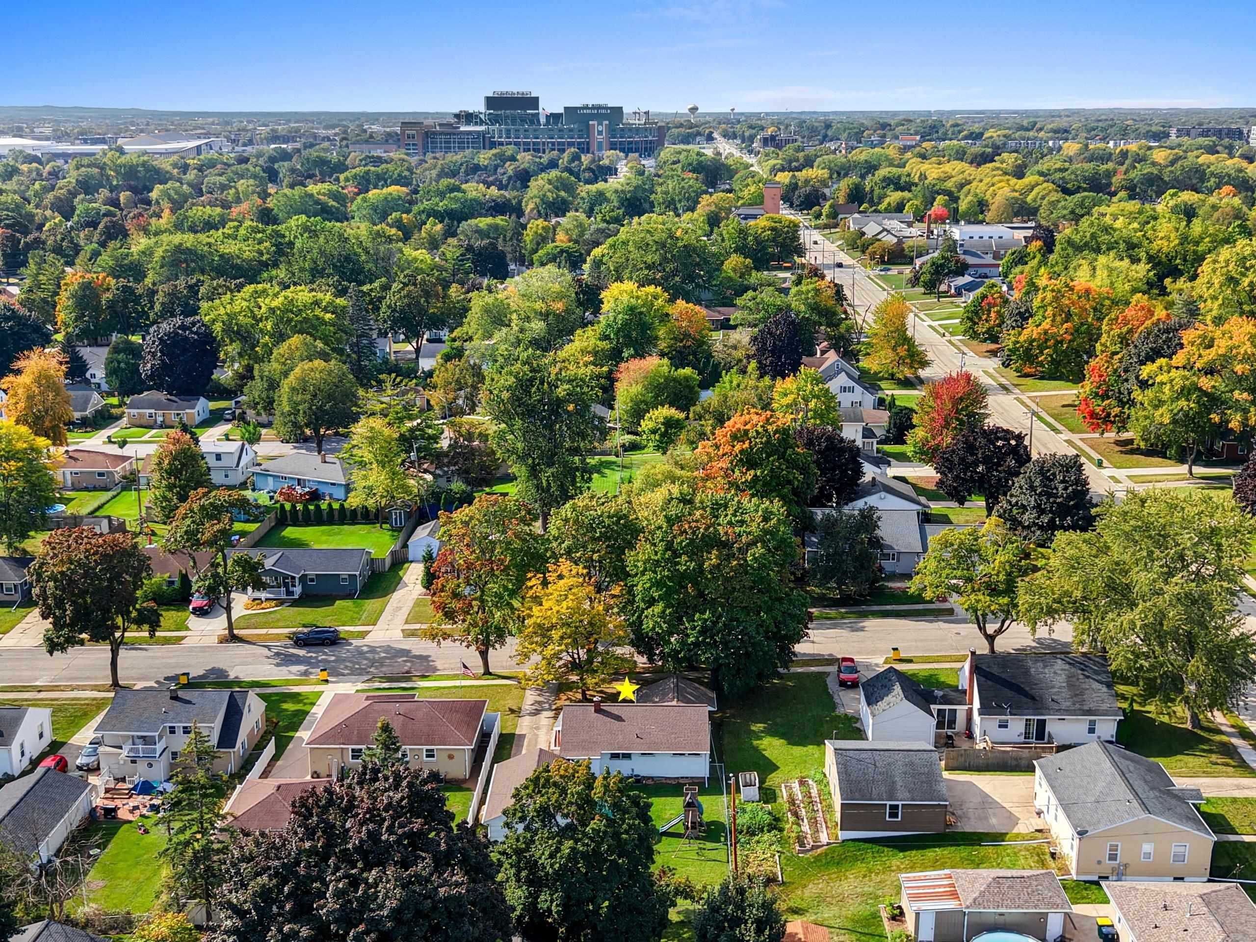 Green Bay, Wisconsin 54304, United States, 3 Bedrooms Bedrooms, ,2 BathroomsBathrooms,Residential,Active,232520