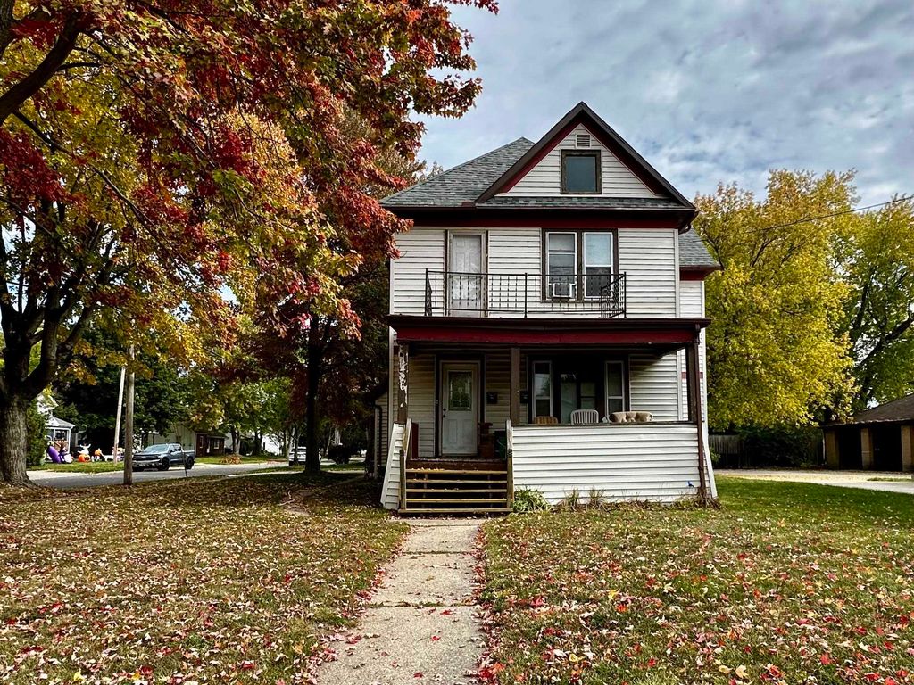 Photo of 1426 N MEADE Street, APPLETON, WI 54911 (MLS # 50316765)