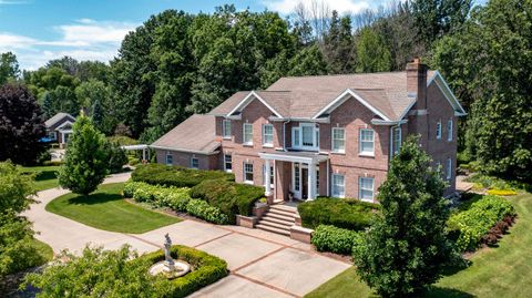 Photo of W9258 LAMISE Way, HORTONVILLE, WI 54944 (MLS # 50304610)