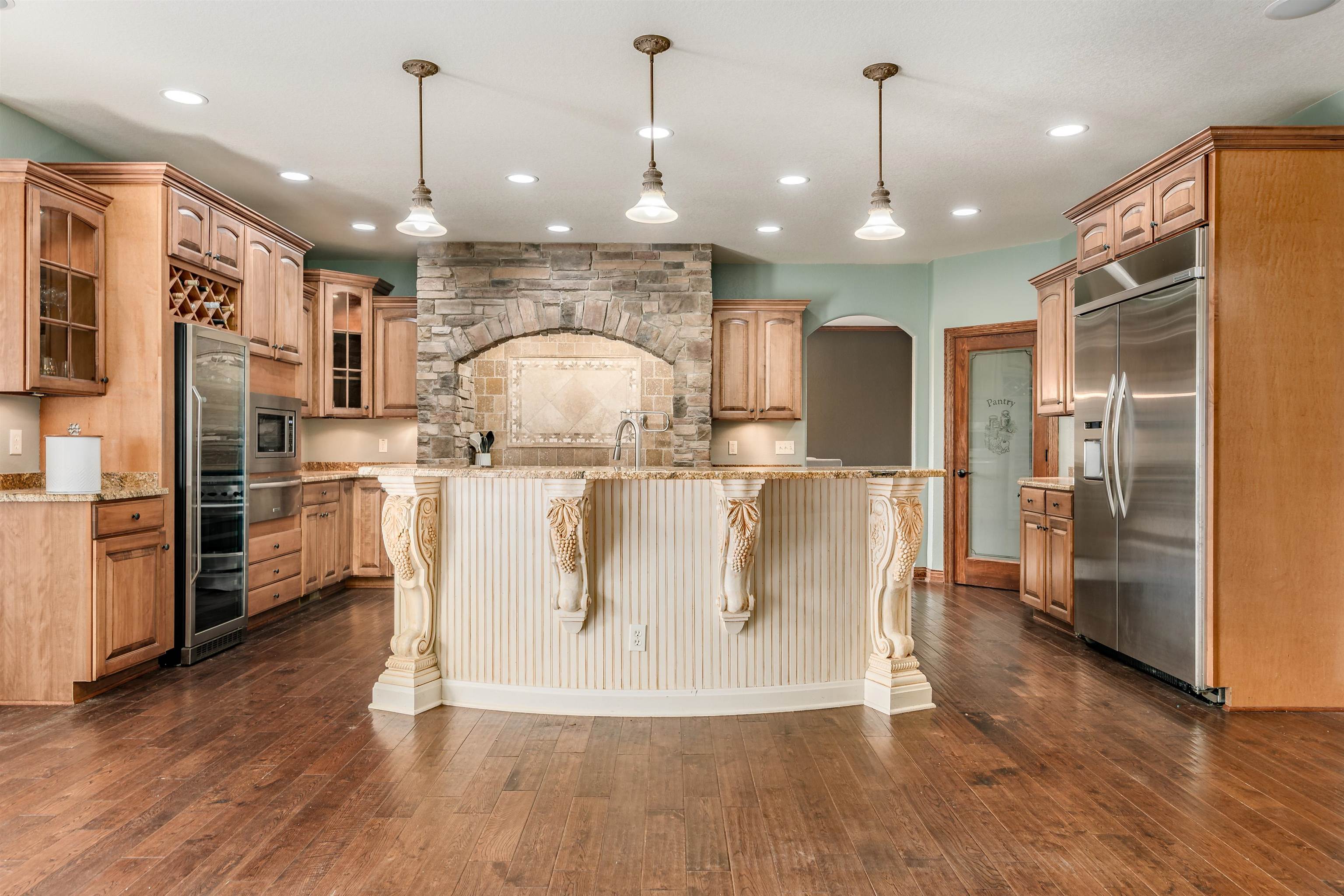 Fredonia, Wisconsin 53021, United States, 5 Bedrooms Bedrooms, ,5 BathroomsBathrooms,Residential,Active,204813