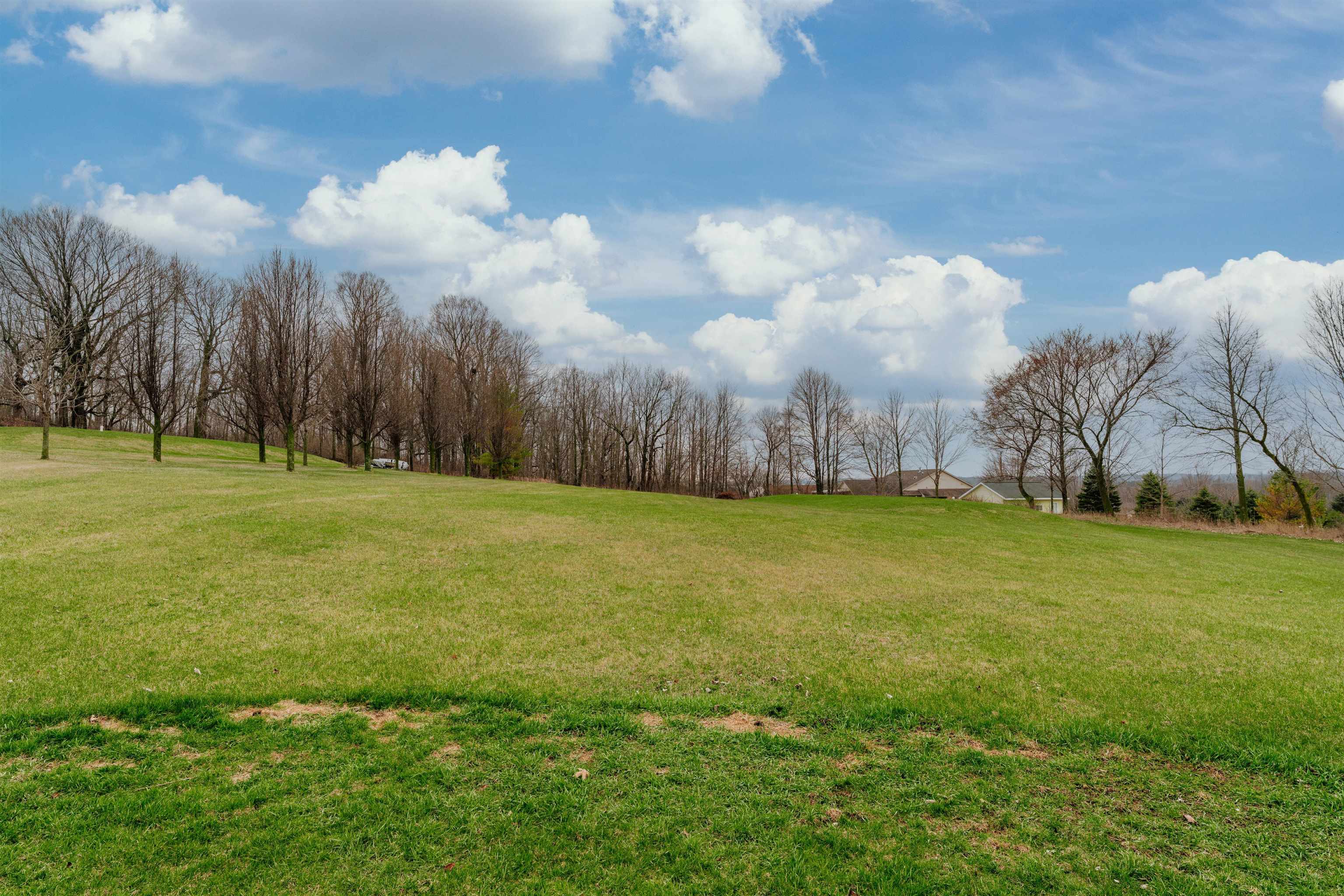 Fredonia, Wisconsin 53021, United States, 5 Bedrooms Bedrooms, ,5 BathroomsBathrooms,Residential,Active,204813