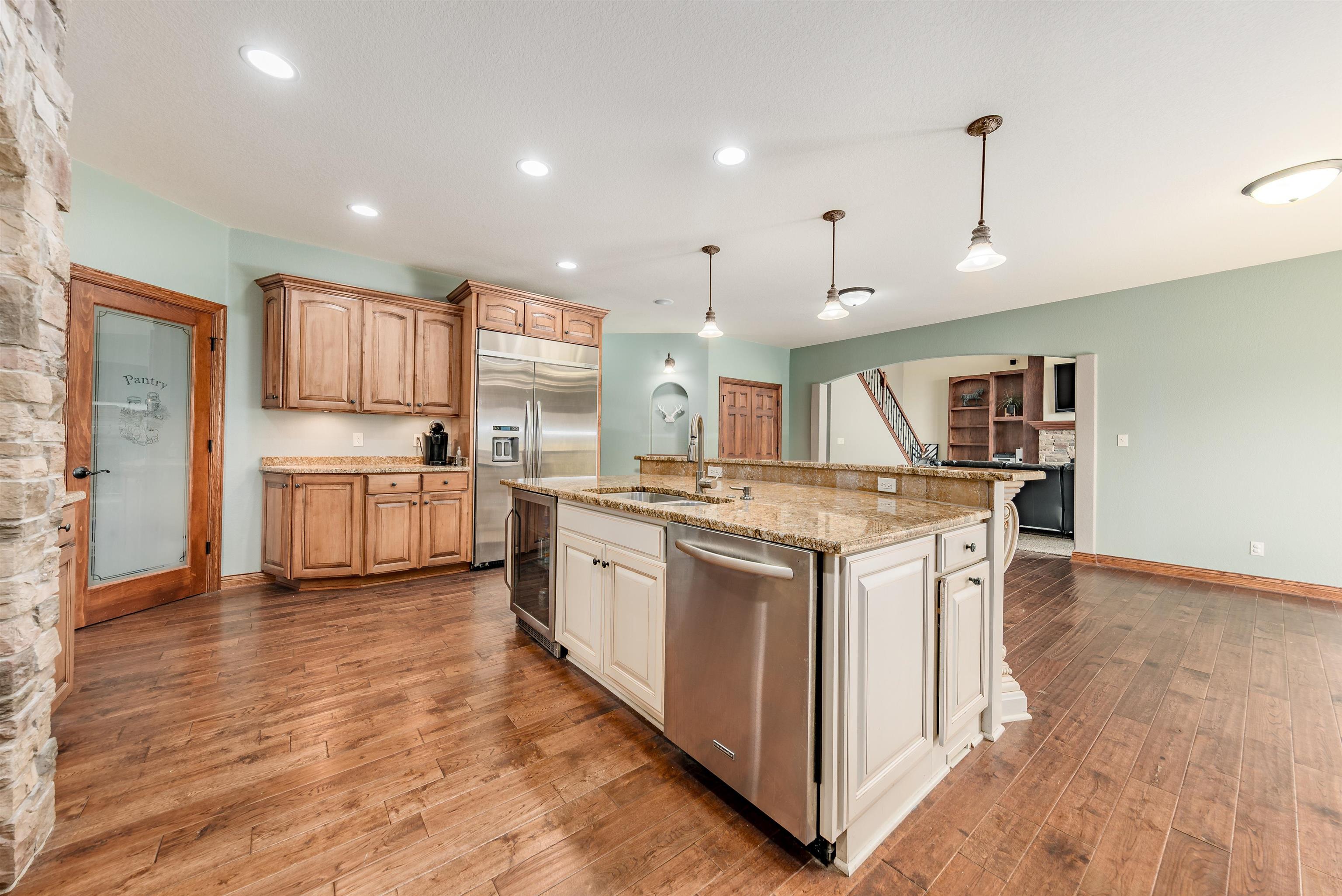 Fredonia, Wisconsin 53021, United States, 5 Bedrooms Bedrooms, ,5 BathroomsBathrooms,Residential,Active,204813