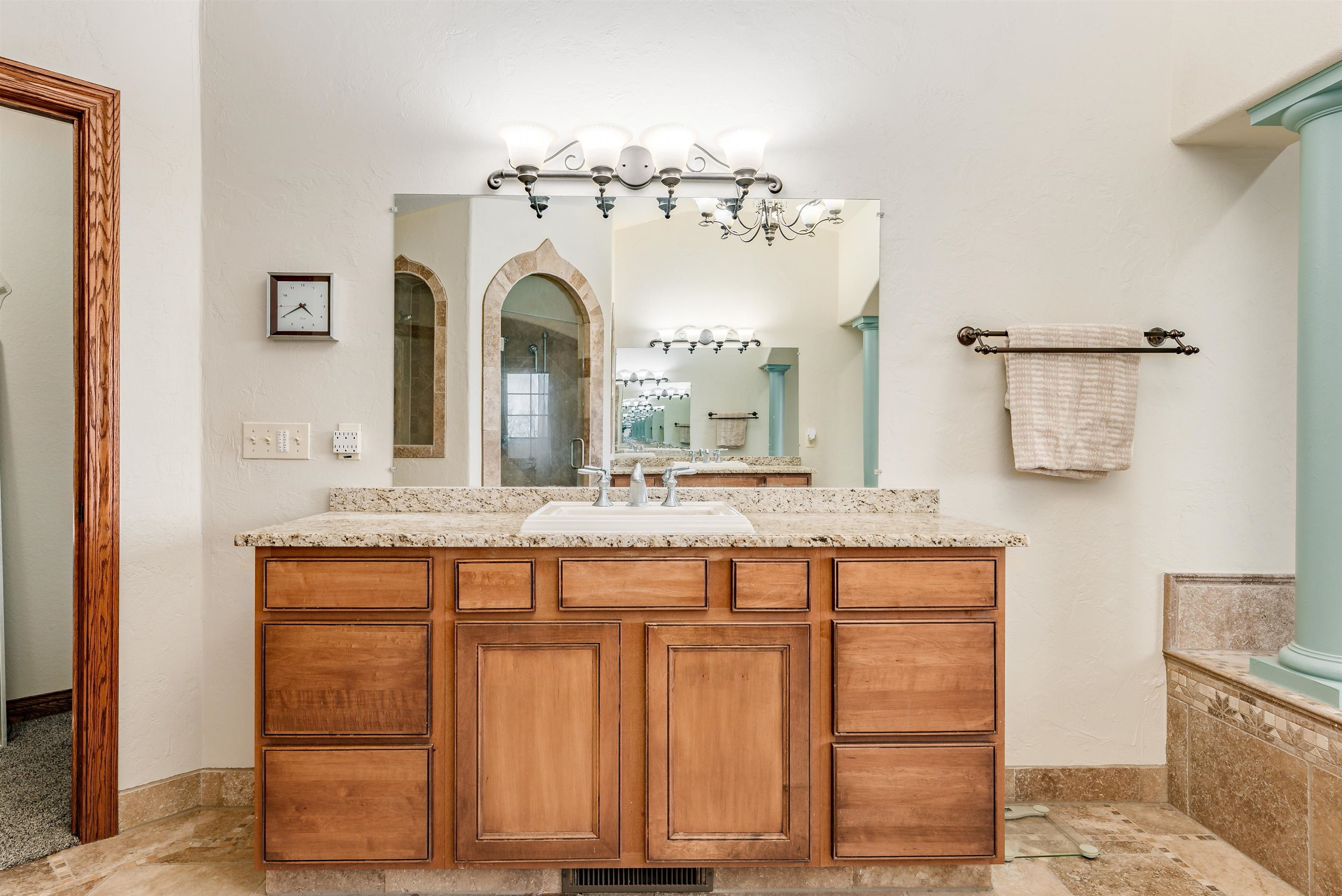 Fredonia, Wisconsin 53021, United States, 5 Bedrooms Bedrooms, ,5 BathroomsBathrooms,Residential,Active,204813