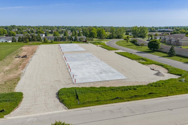 1662 SWAN RD, DE PERE, WI 54115 - Image d7d93fc74b2efd7e076f2dcb53a816f0/3690729032