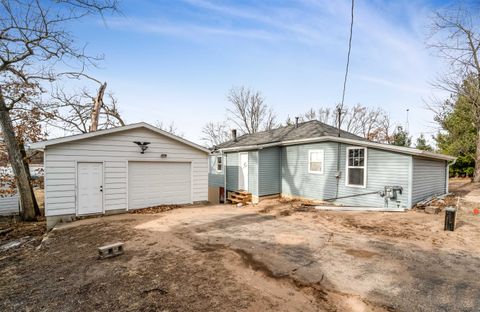 Photo of N3005 LAKEVIEW Drive, MONTELLO, WI 53949 (MLS # 50303148)