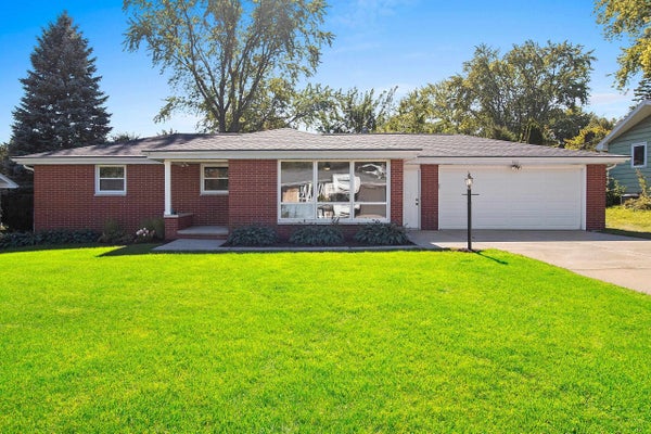 925 LA CROIX AVE, GREEN BAY, WI 54304 - Image da7ae81f2921b842e121c4b5ba76202b/1502564809