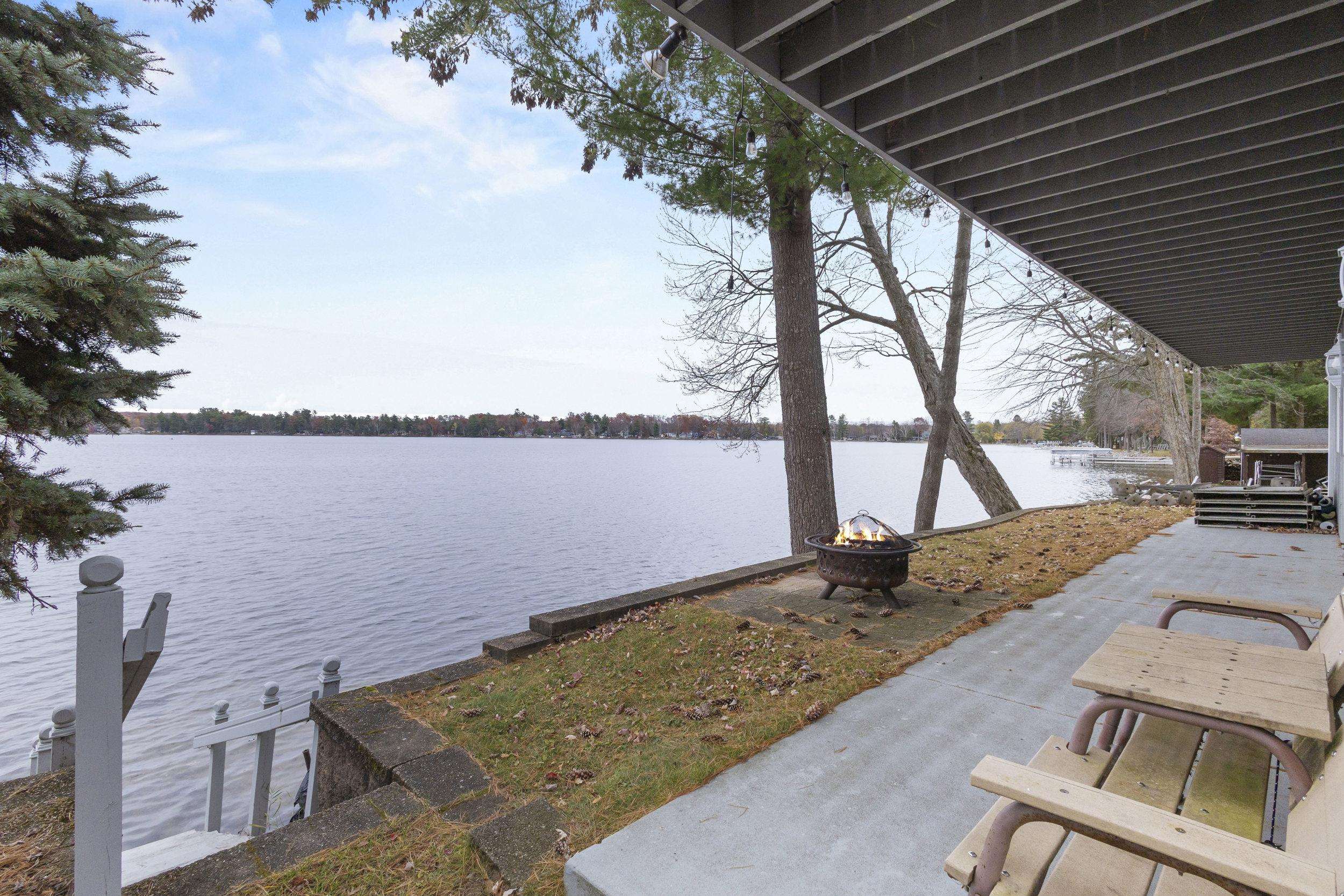 Clintonville, Wisconsin 54929, United States, 4 Bedrooms Bedrooms, ,2 BathroomsBathrooms,Residential,Active,242603