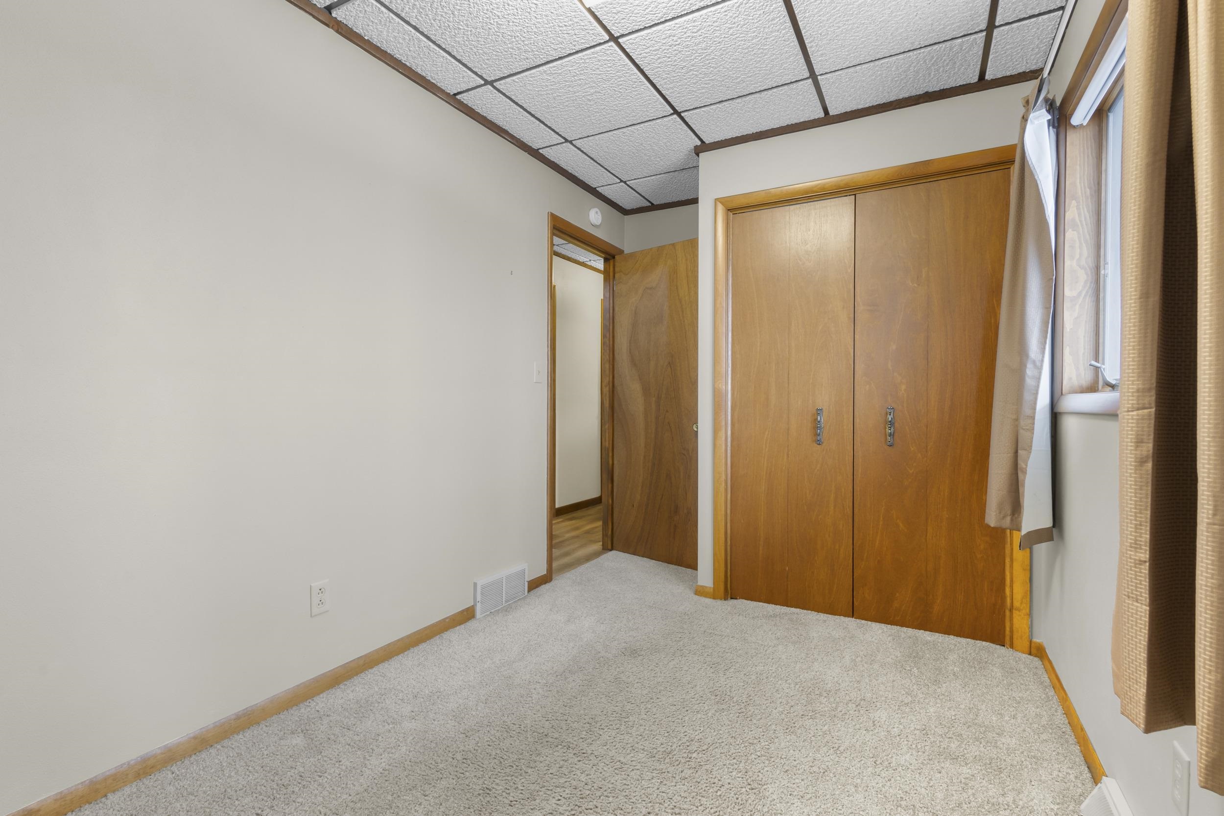 Clintonville, Wisconsin 54929, United States, 4 Bedrooms Bedrooms, ,2 BathroomsBathrooms,Residential,Active,242603