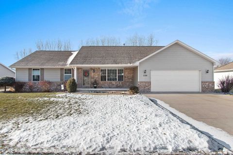 Photo of 1105 FAVERSHAM Way, GREEN BAY, WI 54313 (MLS # 50320079)