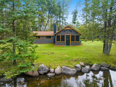 Photo of 12409 POQUETTE Lane, SURING, WI 54174 (MLS # 50313620)