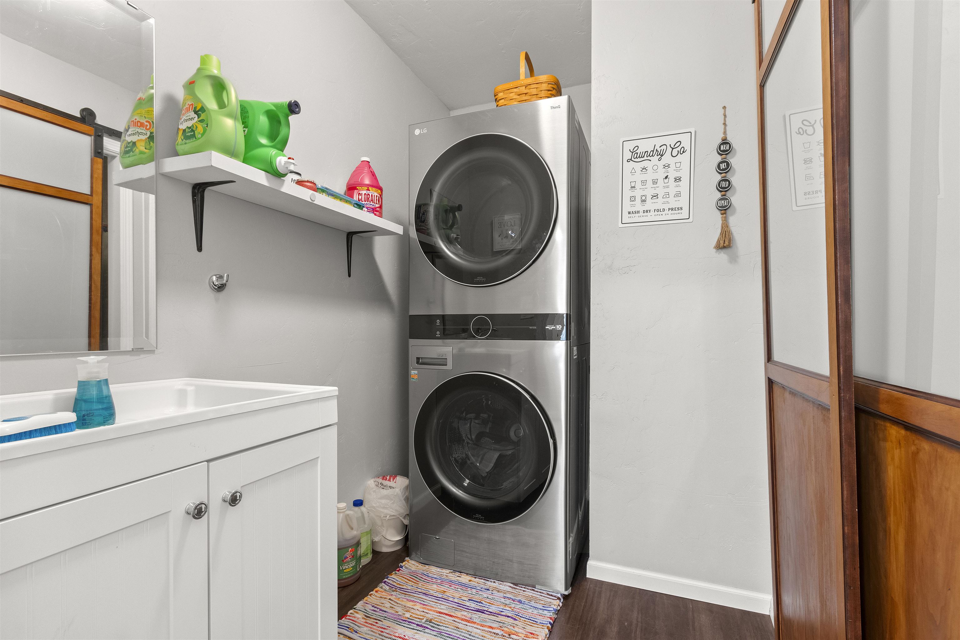 Shawano, Wisconsin 54166, United States, 3 Bedrooms Bedrooms, ,2 BathroomsBathrooms,Residential,Active,218682