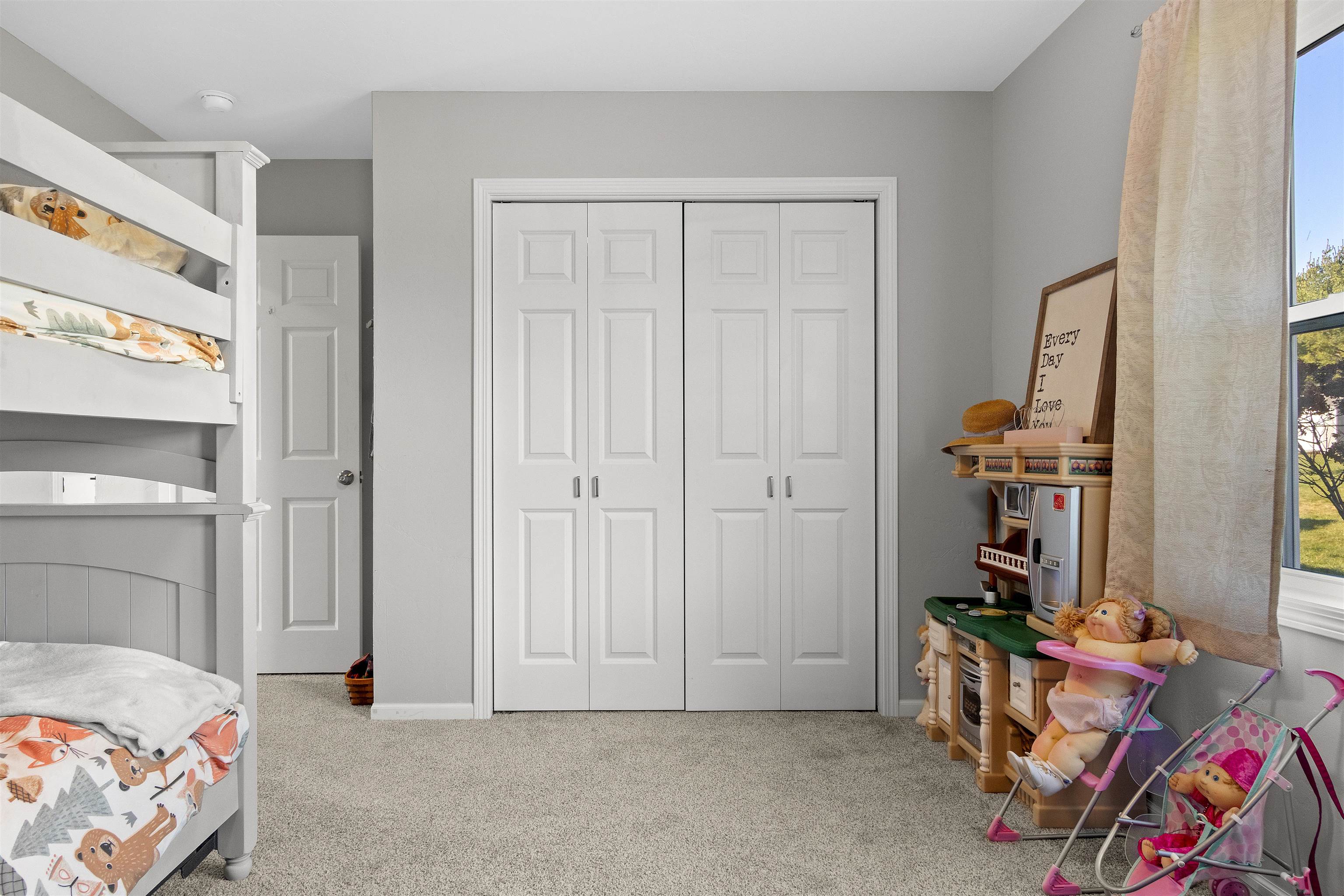 Shawano, Wisconsin 54166, United States, 3 Bedrooms Bedrooms, ,2 BathroomsBathrooms,Residential,Active,218682