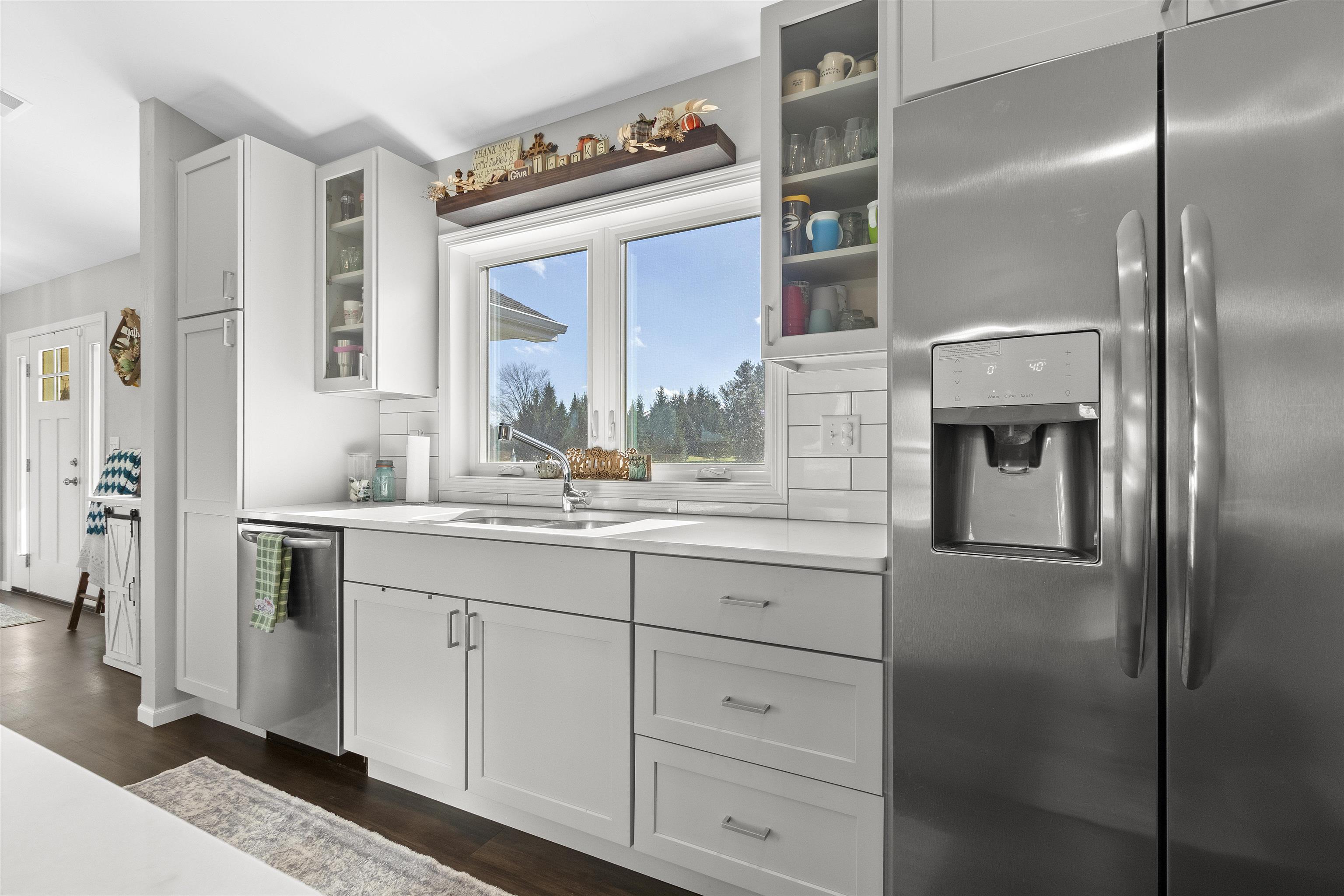 Shawano, Wisconsin 54166, United States, 3 Bedrooms Bedrooms, ,2 BathroomsBathrooms,Residential,Active,218682