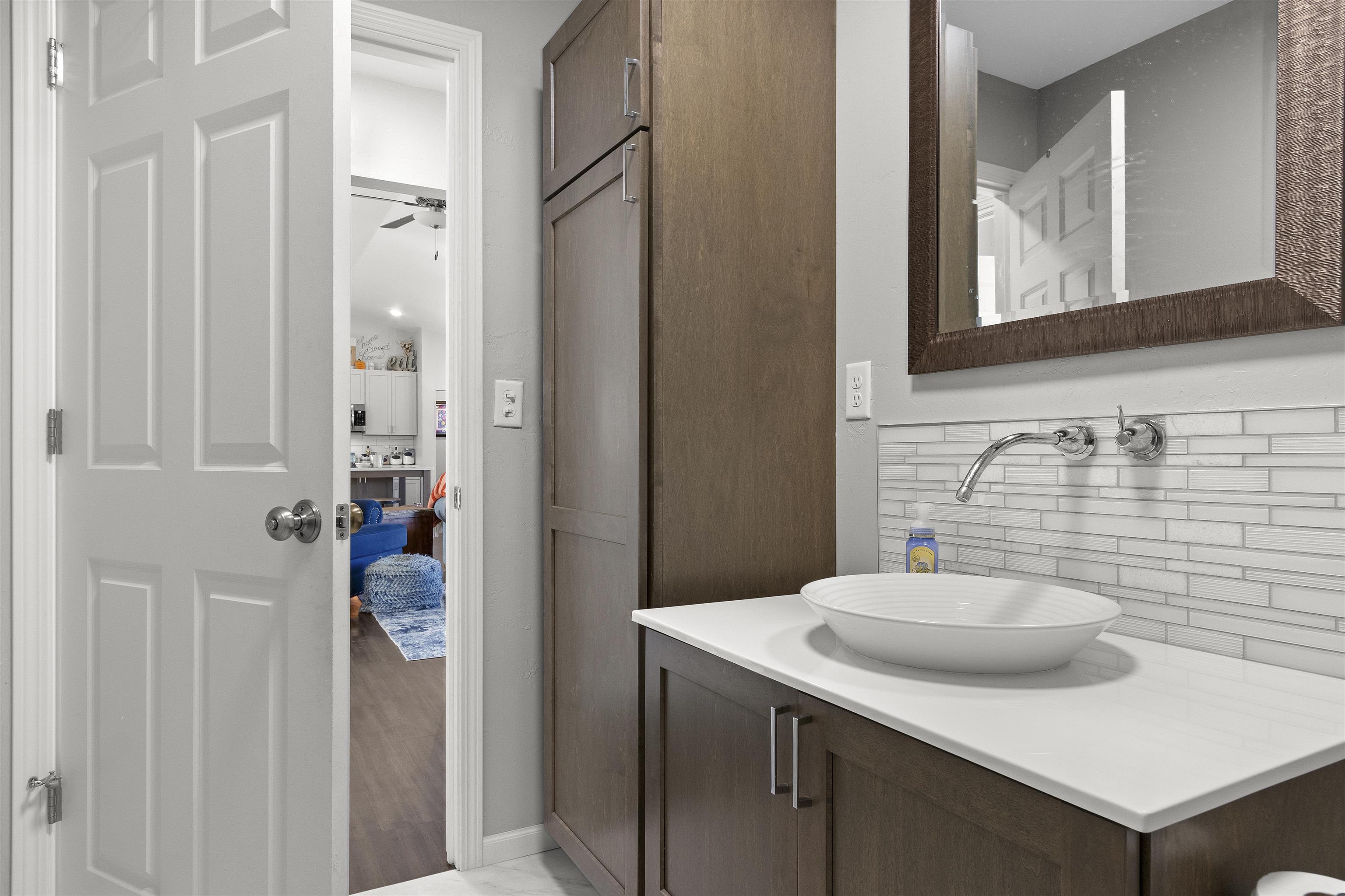 Shawano, Wisconsin 54166, United States, 3 Bedrooms Bedrooms, ,2 BathroomsBathrooms,Residential,Active,218682