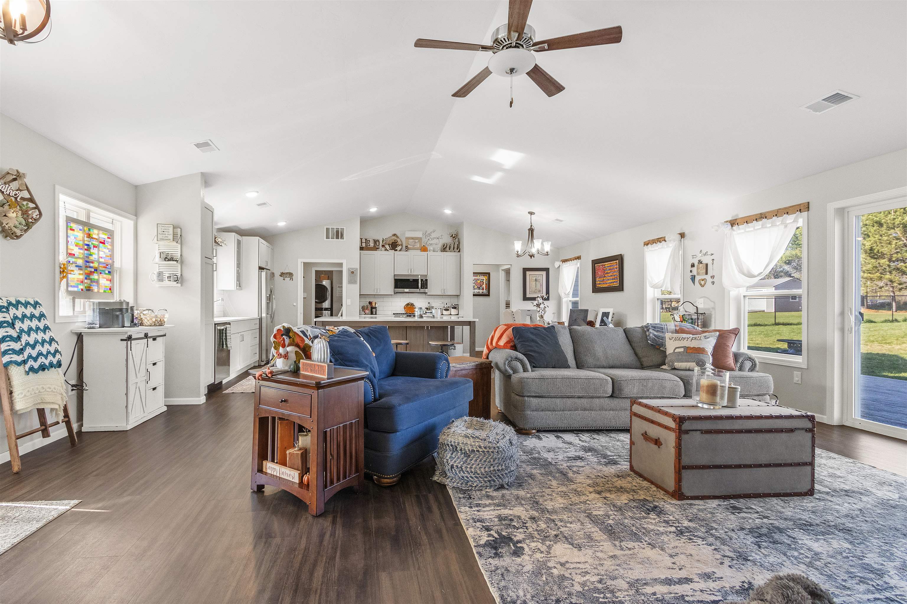 Shawano, Wisconsin 54166, United States, 3 Bedrooms Bedrooms, ,2 BathroomsBathrooms,Residential,Active,218682