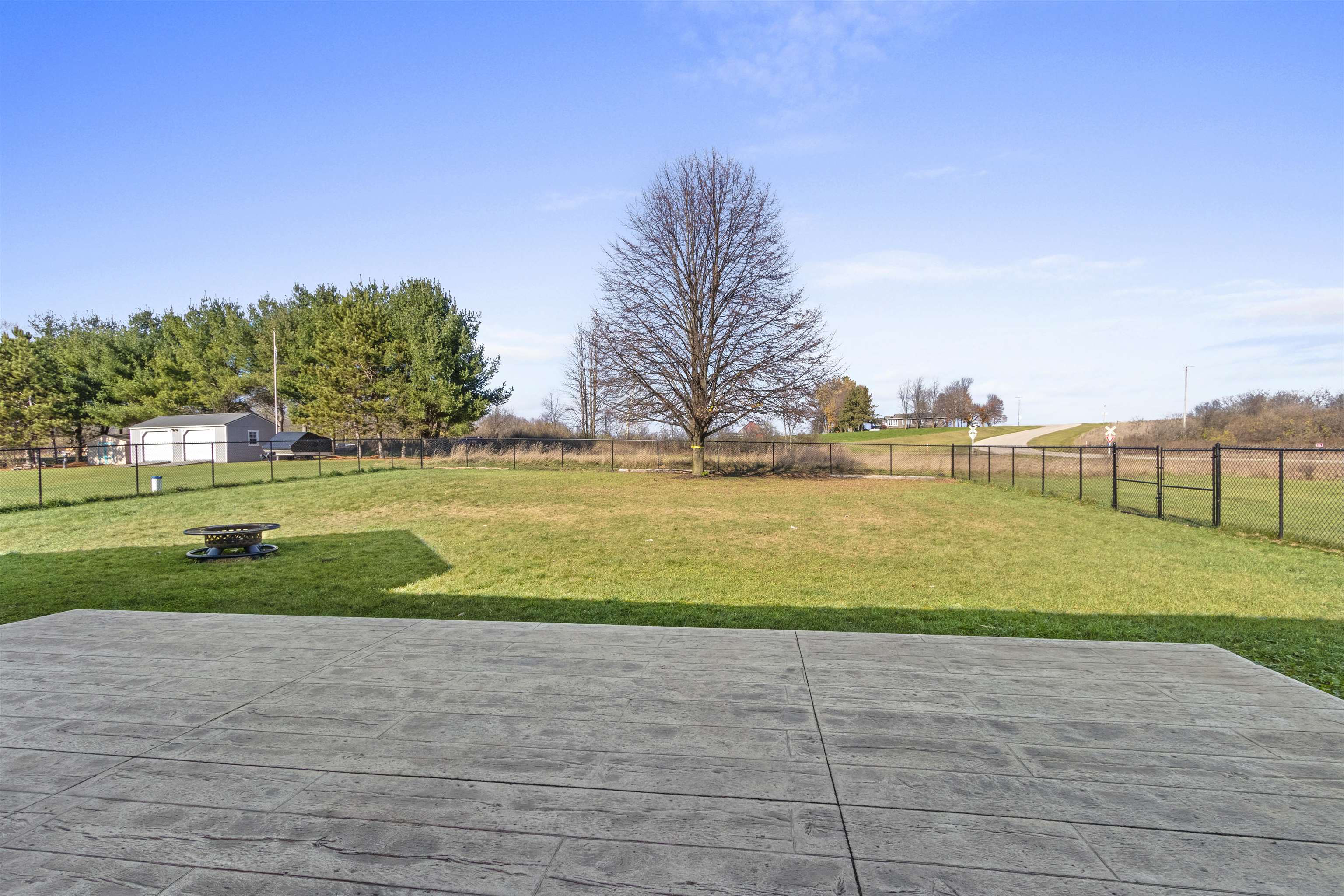 Shawano, Wisconsin 54166, United States, 3 Bedrooms Bedrooms, ,2 BathroomsBathrooms,Residential,Active,218682