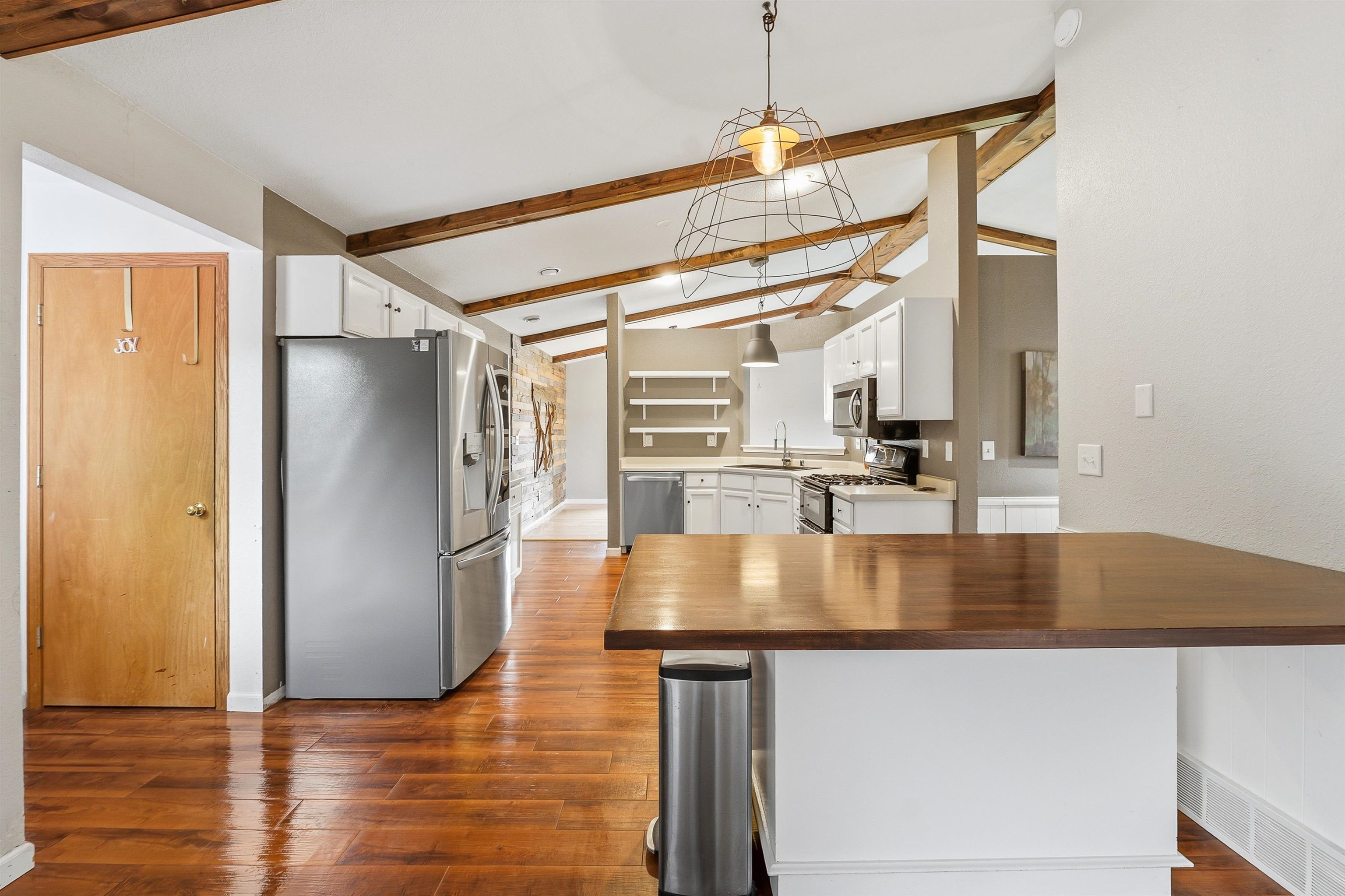 1115 SAWTELL Court