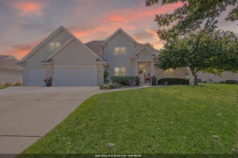 Photo of 654 W ROCK RIVER Circle, DE PERE, WI 54115 (MLS # 50321888)