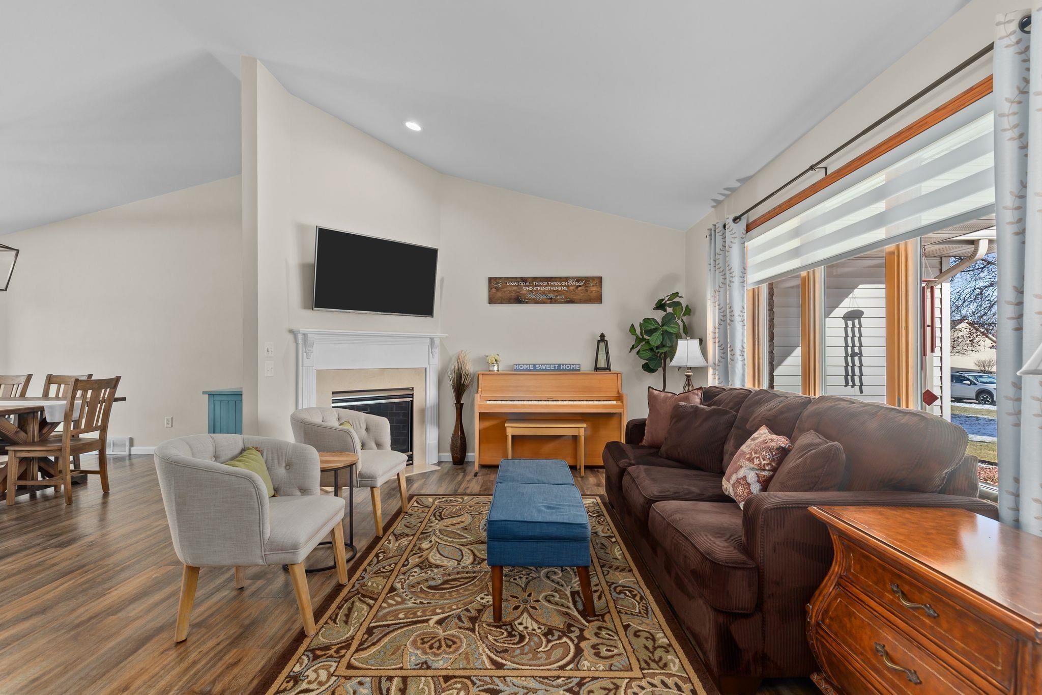 W5609 JOCHMANN Drive