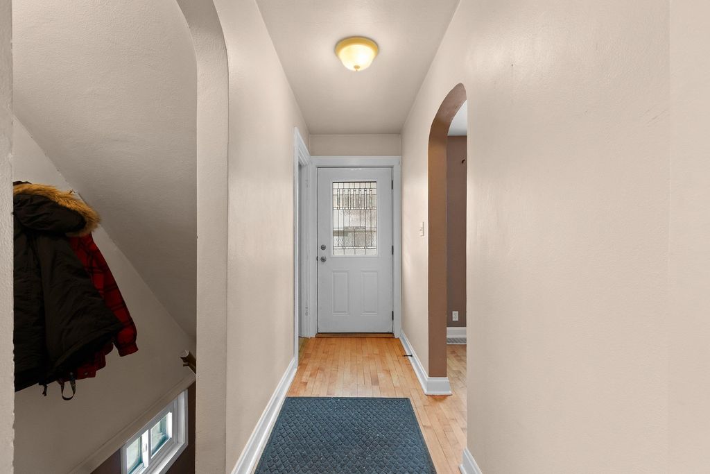 Photo of 1604 N CLARK Street, APPLETON, WI 54911 (MLS # 50319145)