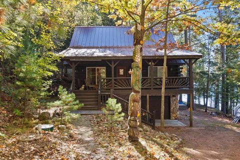 Photo of 17799 E WHEELER LAKE Lane, LAKEWOOD, WI 54138 (MLS # 50320628)