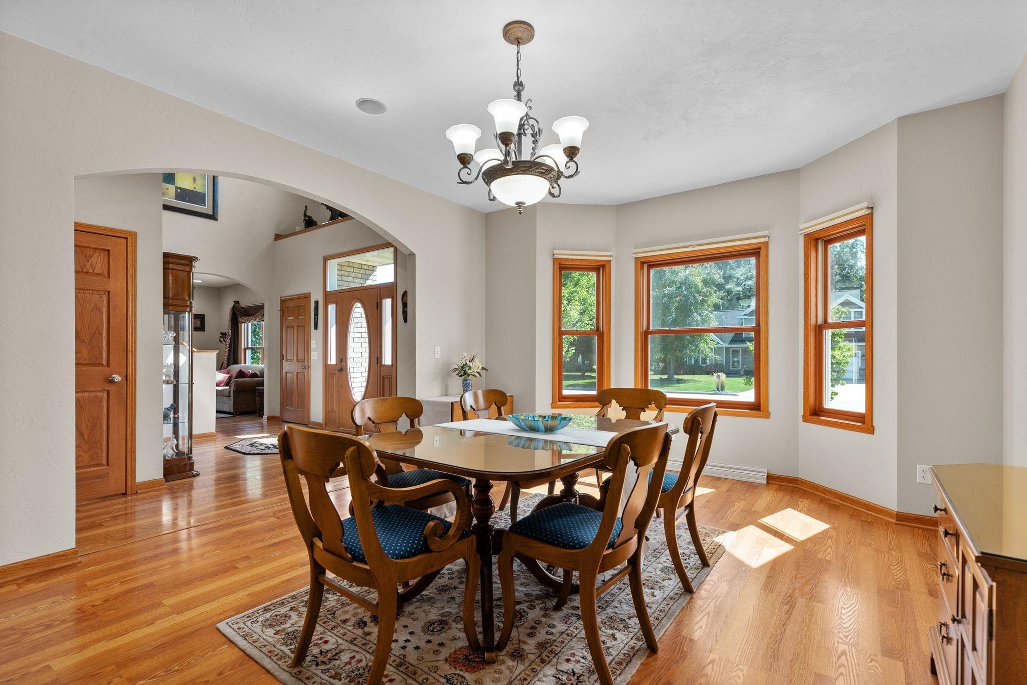 Sherwood, Wisconsin 54169, United States, 5 Bedrooms Bedrooms, ,5 BathroomsBathrooms,Residential,Active,192091