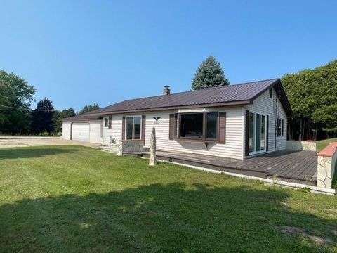 Photo of 7554 STATE HWY 42/57, STURGEON BAY, WI 54235 (MLS # 50318711)