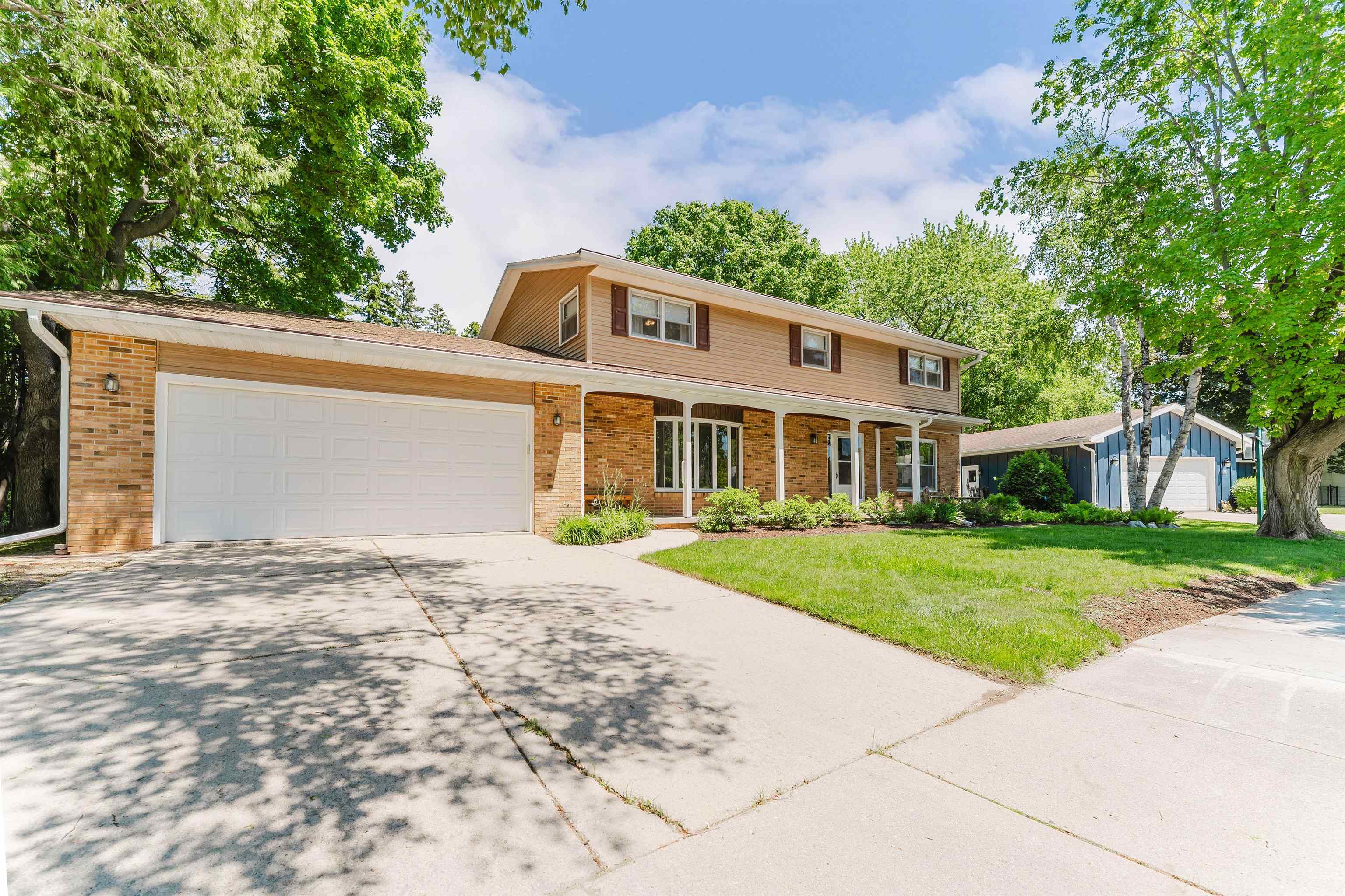 1040 MARICOPA Drive