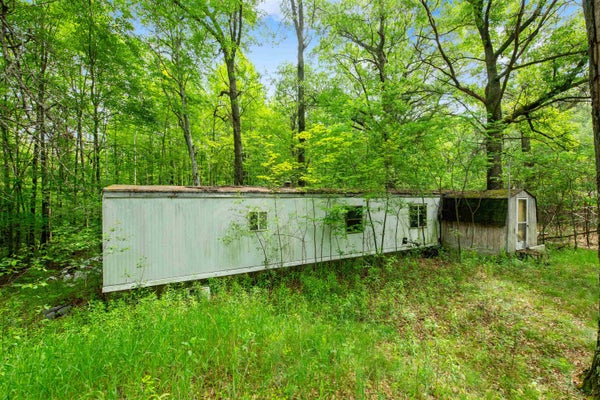 W3017 HALE SCHOOL RD, PESHTIGO, WI 54157 - Image e0bd52675cb5fe7ff60661b9c054e1f3/397544535