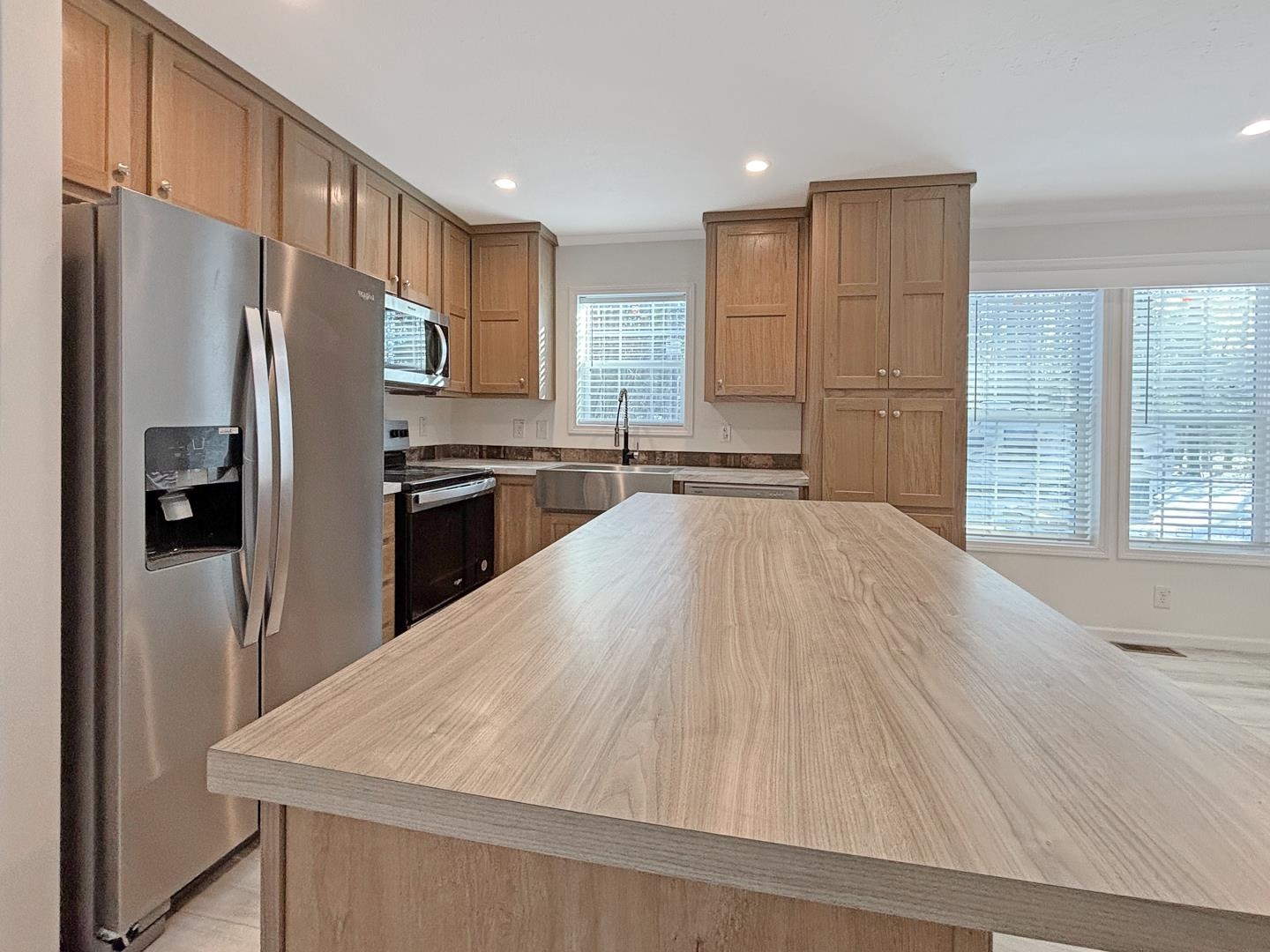 Friendship, Wisconsin 53934, United States, 2 Bedrooms Bedrooms, ,2 BathroomsBathrooms,Residential,Active,4768