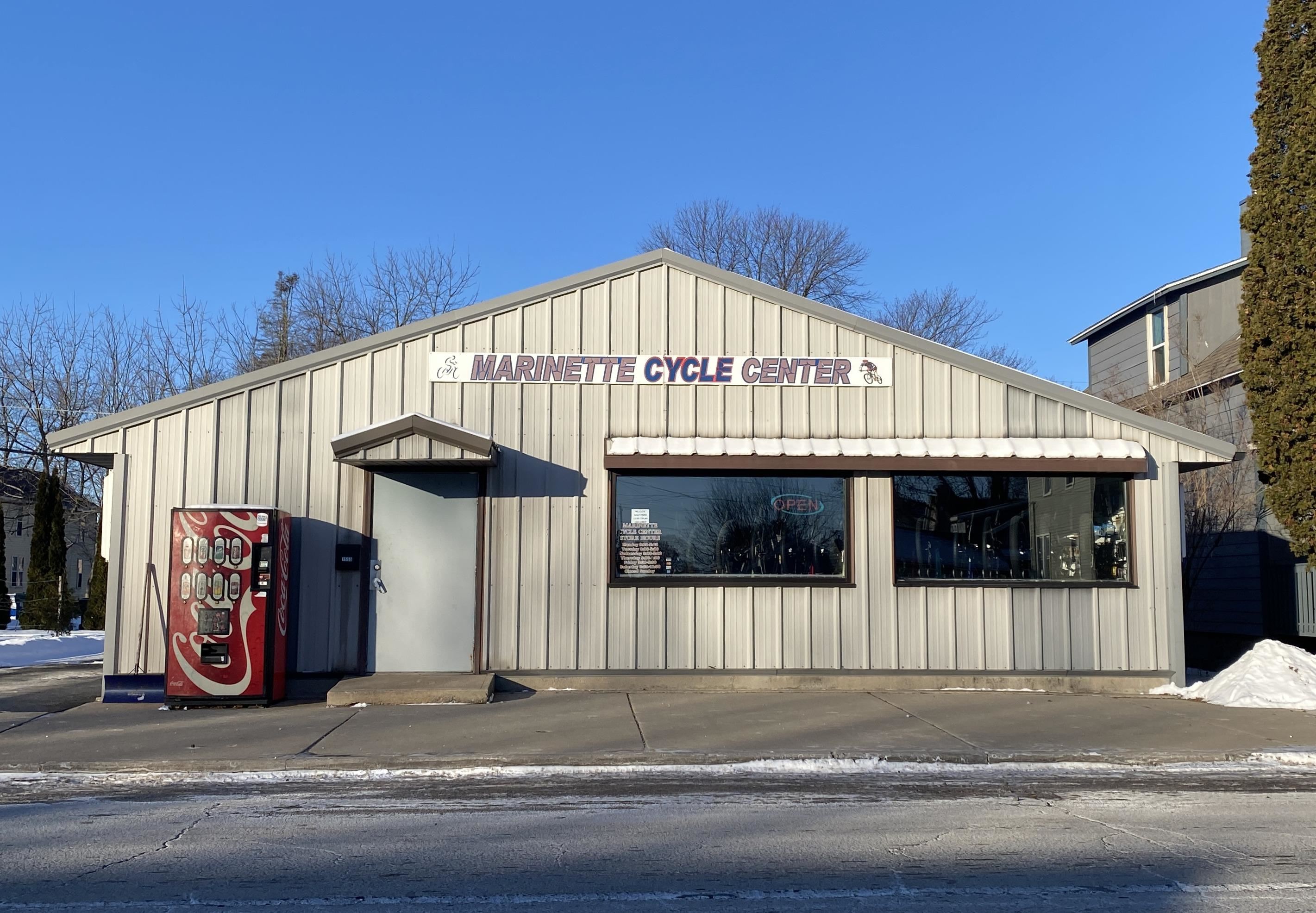 Photo 1 of 11 — 1555 PIERCE Avenue, MARINETTE, WI 54143