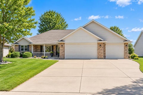 Photo of 1188 STILLWATER Court, GREEN BAY, WI 54313 (MLS # 50332588)